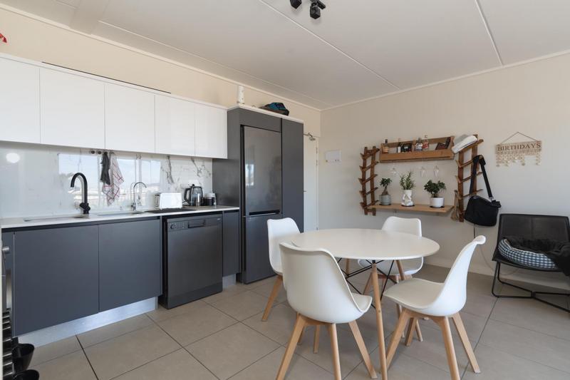 2 Bedroom Property for Sale in The Huntsman Western Cape